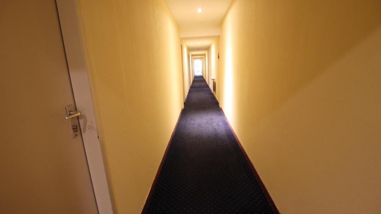 Hotel Wahlster Саарбрюкен Екстериор снимка